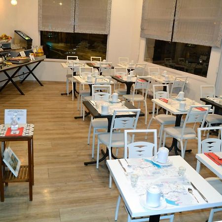 אנז'ה Hotel Continental מראה חיצוני תמונה